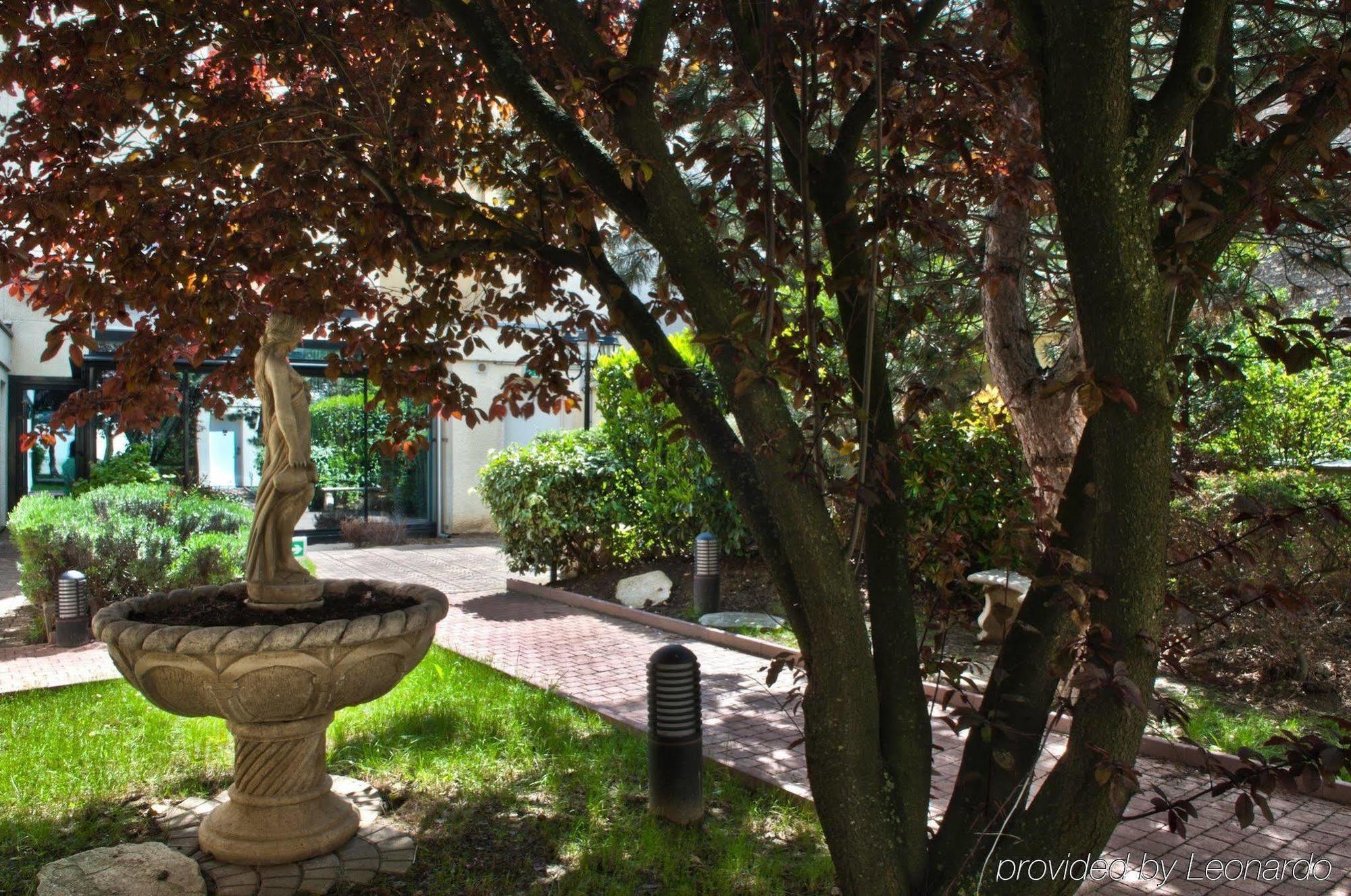 Mercure Paris Malakoff Parc Des Expositions Exterior photo